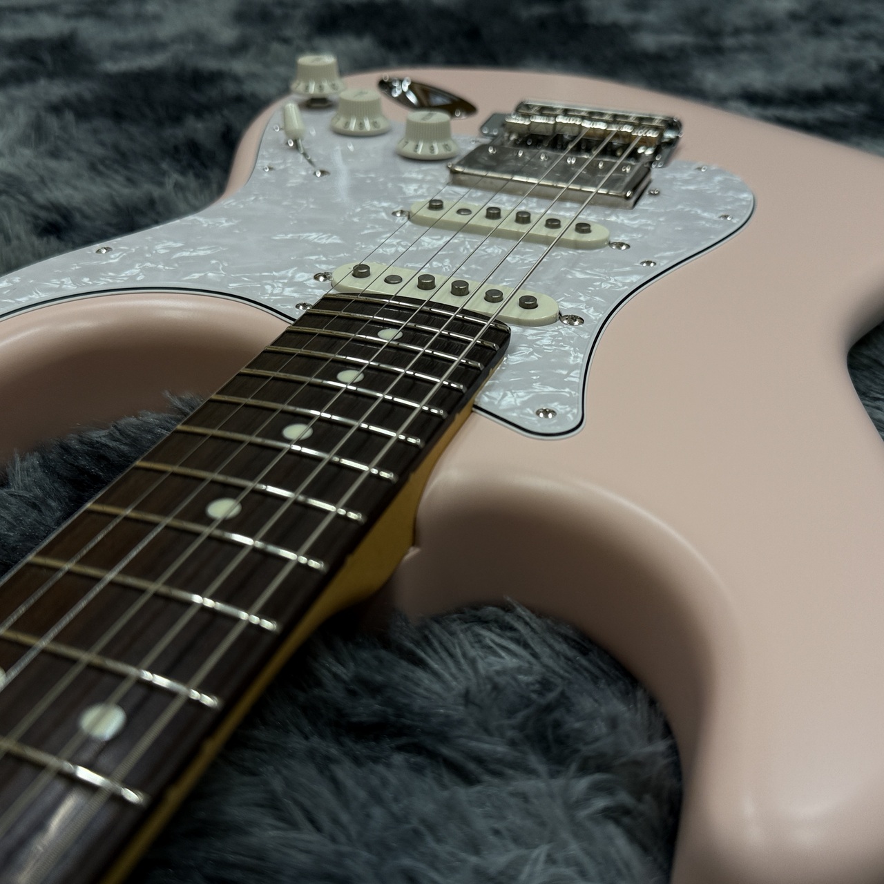 Fender Made in Japan FSR HybridⅡ Stratocaster HSS / Satin Shell