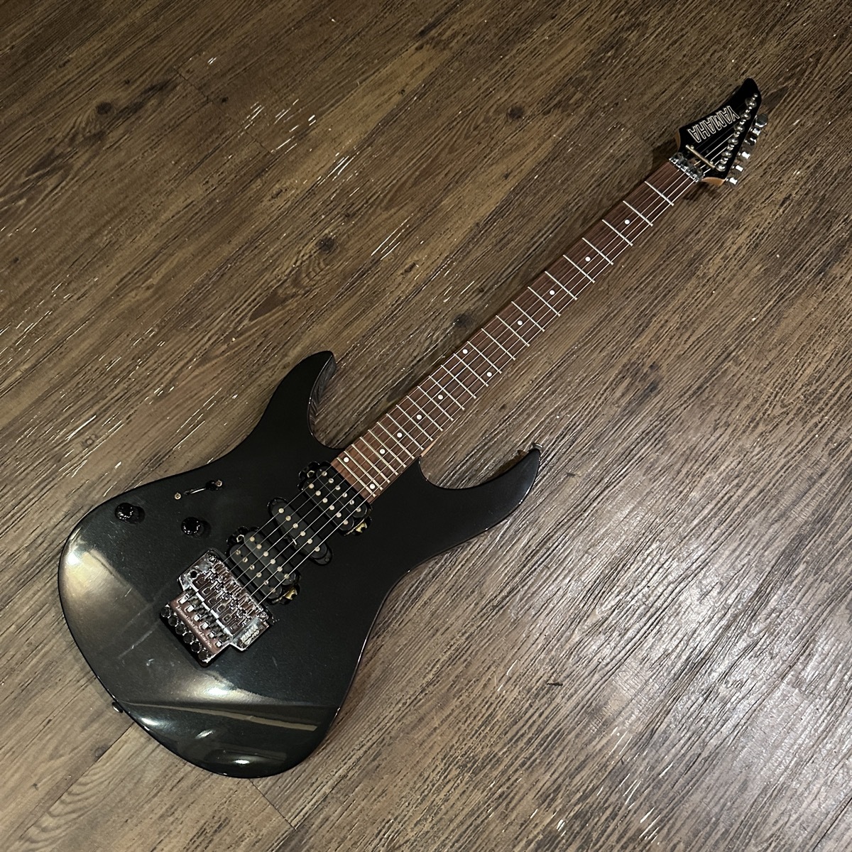 YAMAHA RGX-421 DL レフティーモデル Electric Guitar（中古