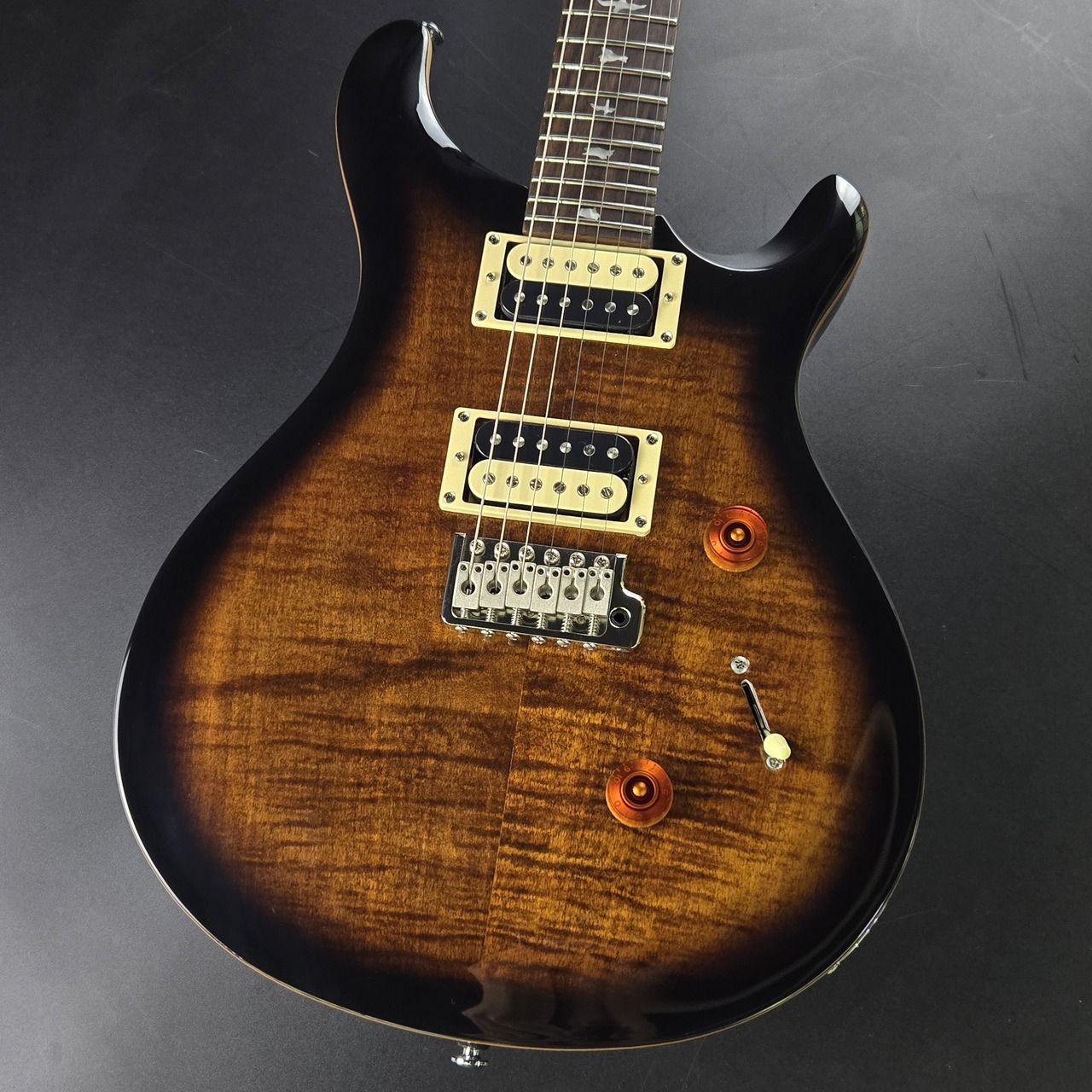 Paul Reed Smith(PRS) SE Custom 24 / Black Gold 【現物画像】【2022年製】（新品特価/送料無料）【楽器検索デジマート】