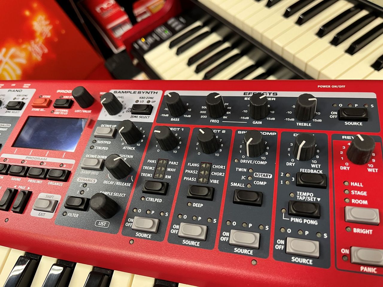 Clavia Nord Electro 4D 61鍵 打痕塗装剥 　一部不具合有 CLAVIA NORD ELECTRO6D 61【中古】（中古）【楽器検索デジマート】