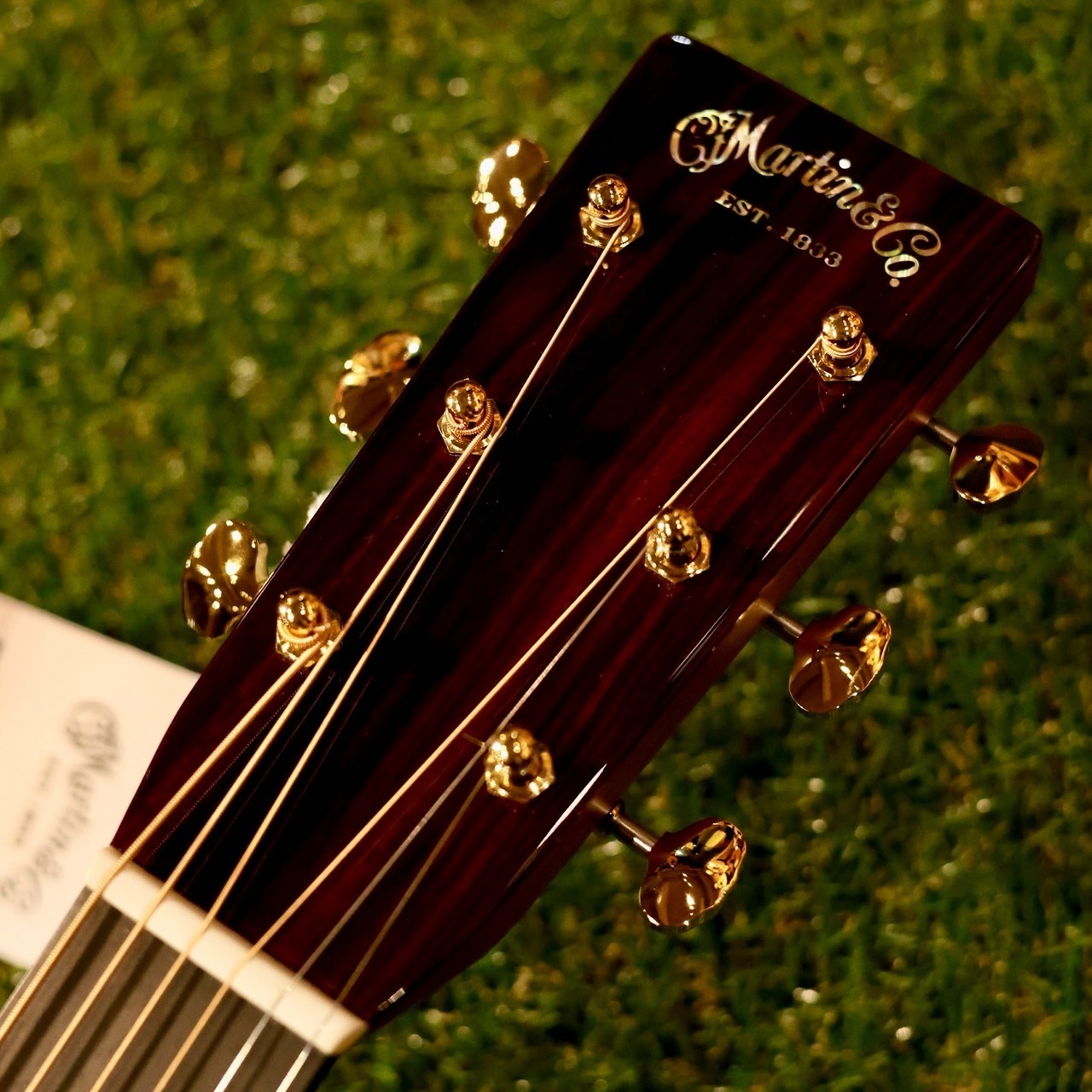 Martin 【クロサワ本店】00-28 Modern Deluxe シリアルナンバー