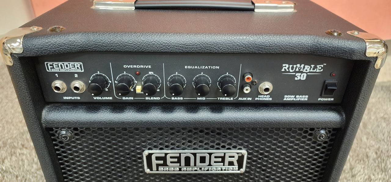 Fender RUMBLE30 ベースアンプ