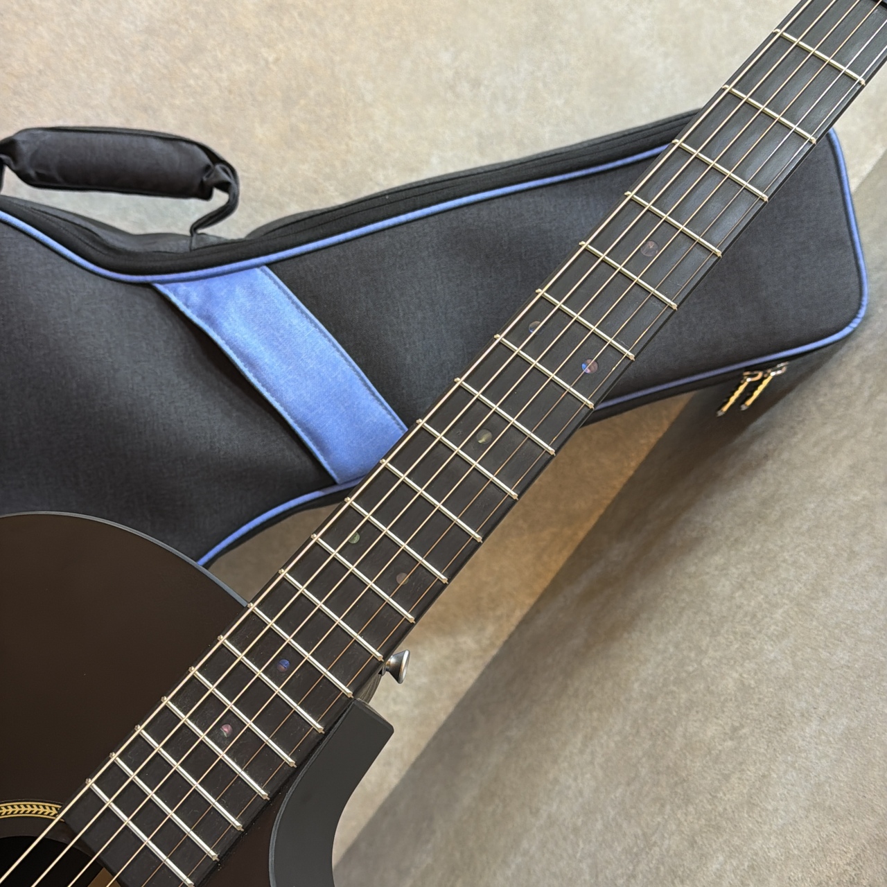 Martin 【試奏動画あり】GPC-X1E Black '25【精悍ブラックエレアコ