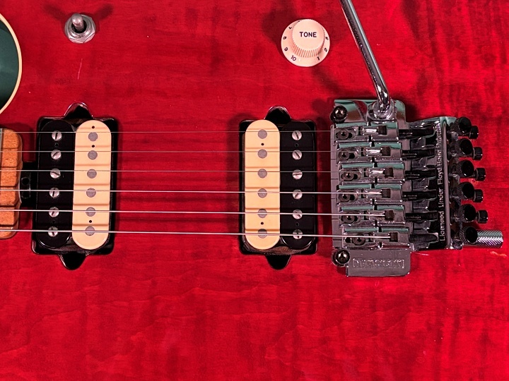 MUSIC MAN EVH TRANS RED（中古）【楽器検索デジマート】