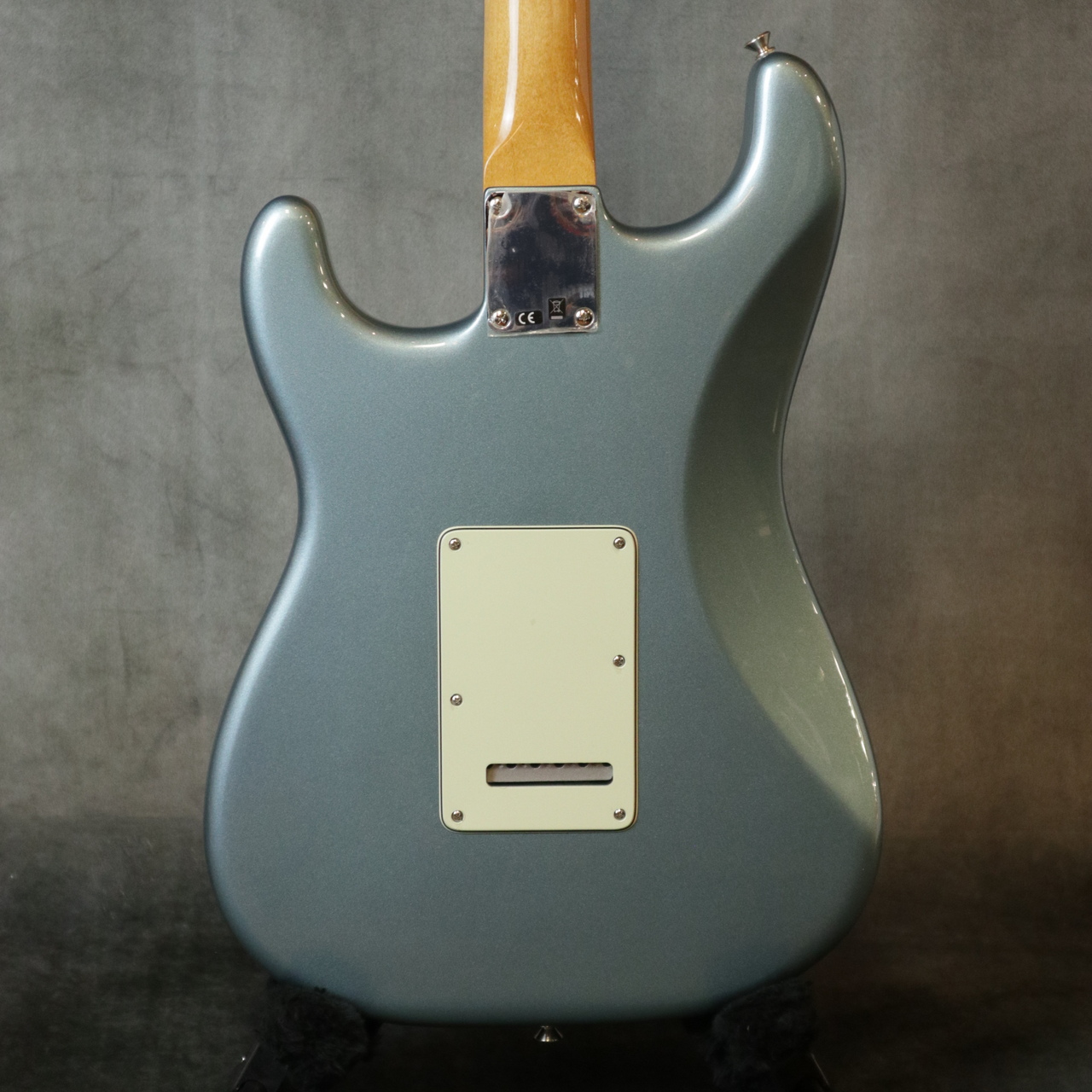 Fender Vintera '60s Stratocaster Ice Blue Metallic（新品/送料無料