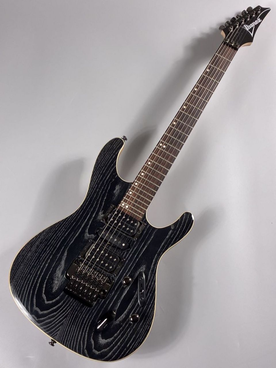 Ibanez 日本未発売 海外モデル S570AH SWK Silver Wave Black【現物 Ibanez 日本未発売 海外モデル S570AH SWK Silver Wave Black【現物