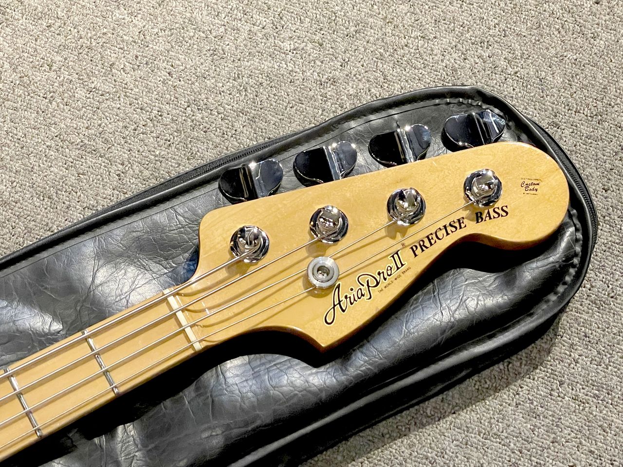 Aria Pro II VAB-400/W ベース 4弦 ビンテージ Aria Pro II VAB-400/W ベース 4弦 ビンテージ Aria Pro II VAB