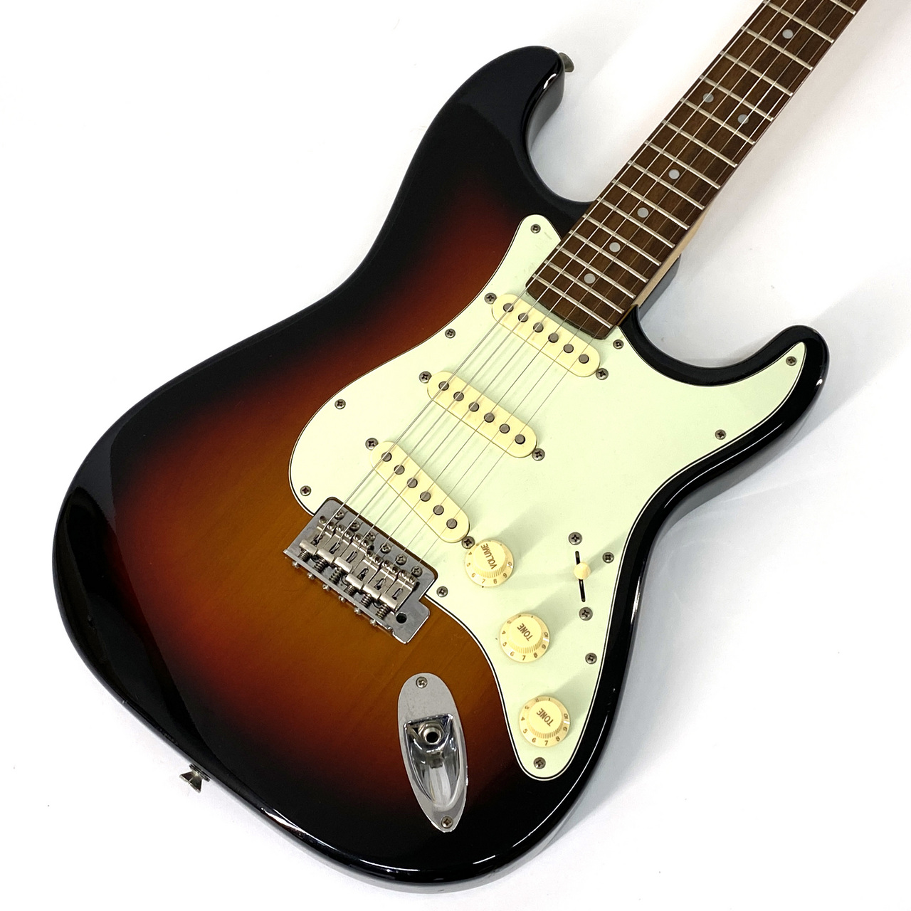 Brian by Bacchus BST ストラトタイプ 音出OK 美中古品 Brian by Bacchus BST-60（中古/送料無料）【楽器検索デジマート】