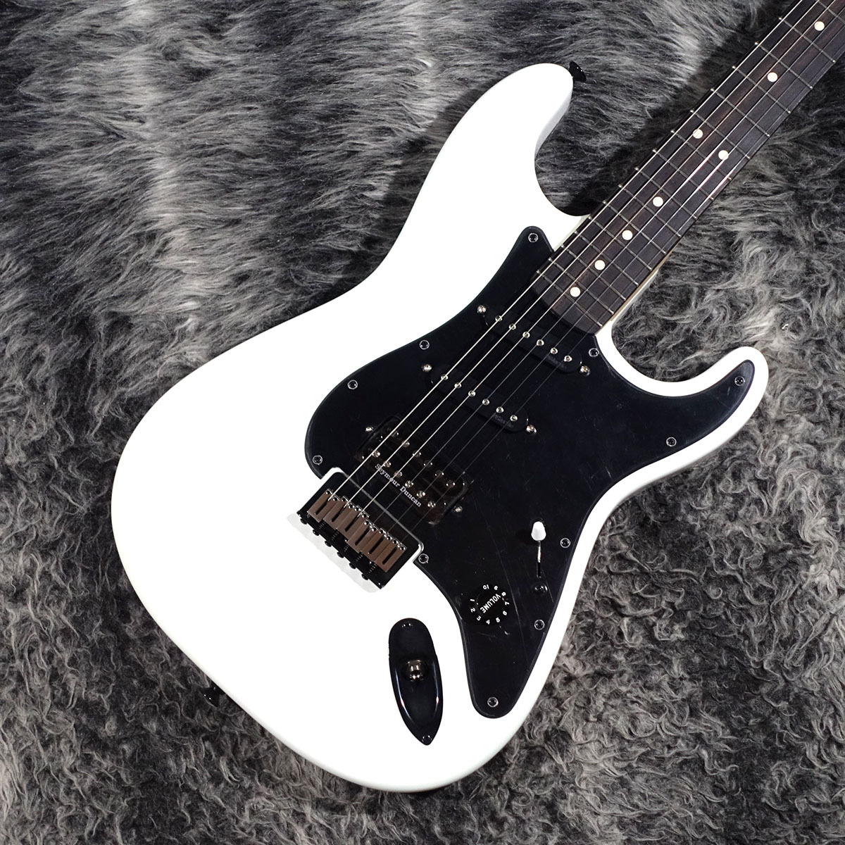 Charvel Jake E Lee USA Signature Pearl White with Lavender Hue