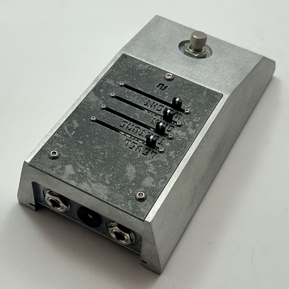 ELECTRONIC AUDIO EXPERIMENTS (EAE) OxEAE Fuzz（新品）【楽器