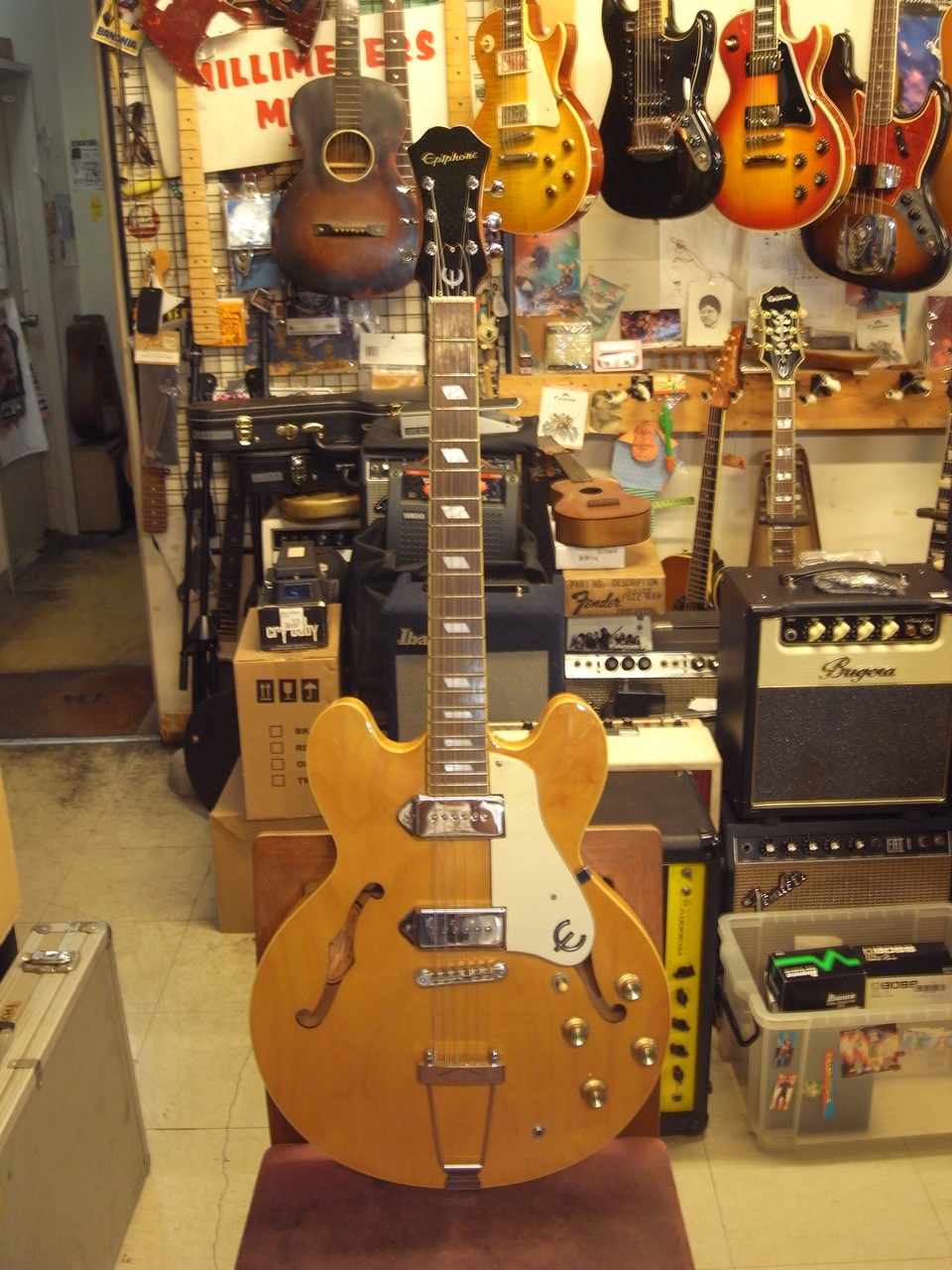 Epiphone Casino 1995年製 韓国ピアレス製ギター 3. Epiphone Casino 韓国製 Peerless plant｜Atrai Lennon