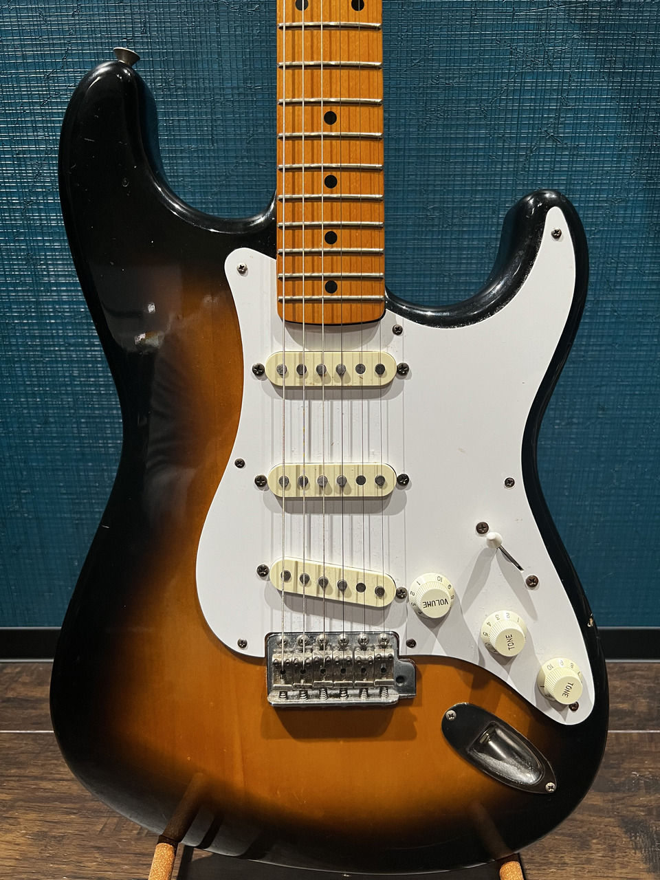 Fender Japan ST54 フジゲン期″L serial″（ビンテージ）［デジマート