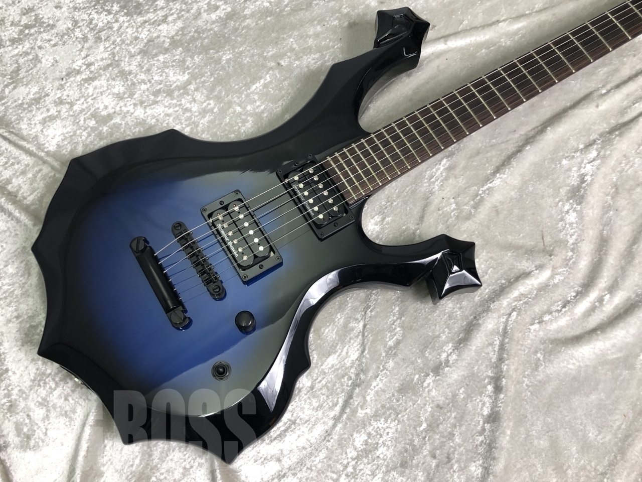 EDWARDS E-K-GA / TM (Black Blue Skull)（新品/送料無料）【楽器検索デジマート】