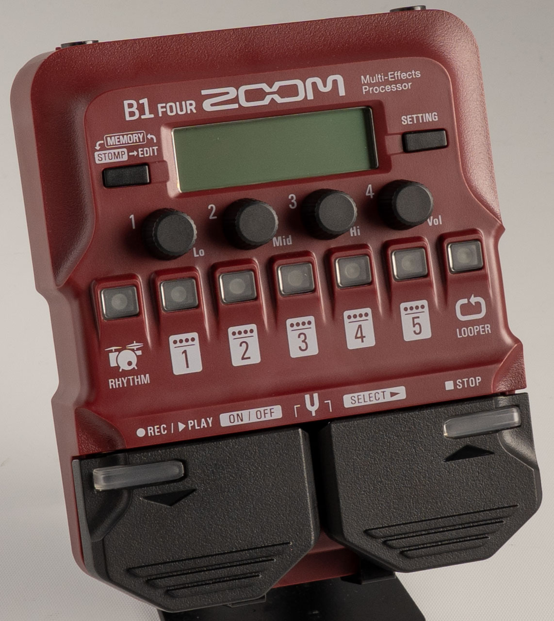 ZOOM B1 FOUR / Bass Multi-Effects Processor（新品）【楽器検索