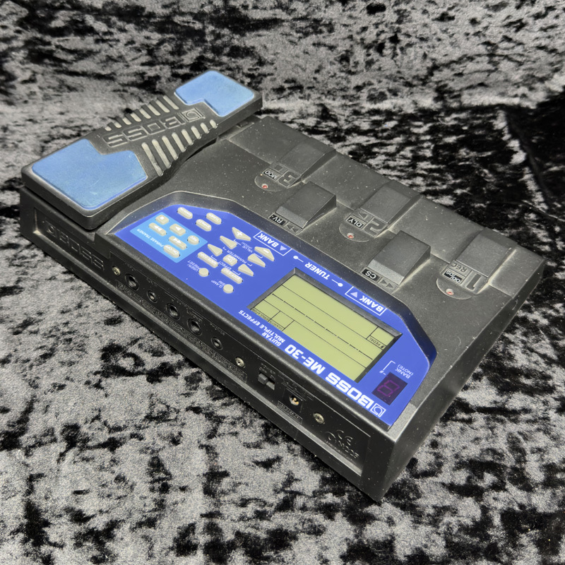 BOSS　ボス　ME-30　中古　美品 中古】BOSS ME-30 マルチエフェクター ACアダプタ付属 - 神奈川県の