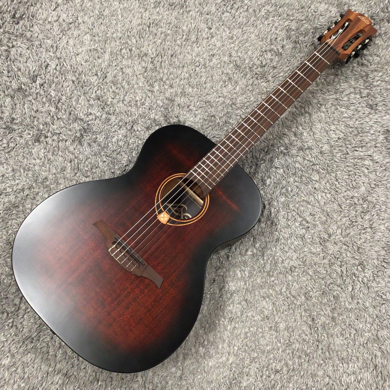 LAG Guitars TN70A B&B Black&Brown Nylon Auditrium【特価