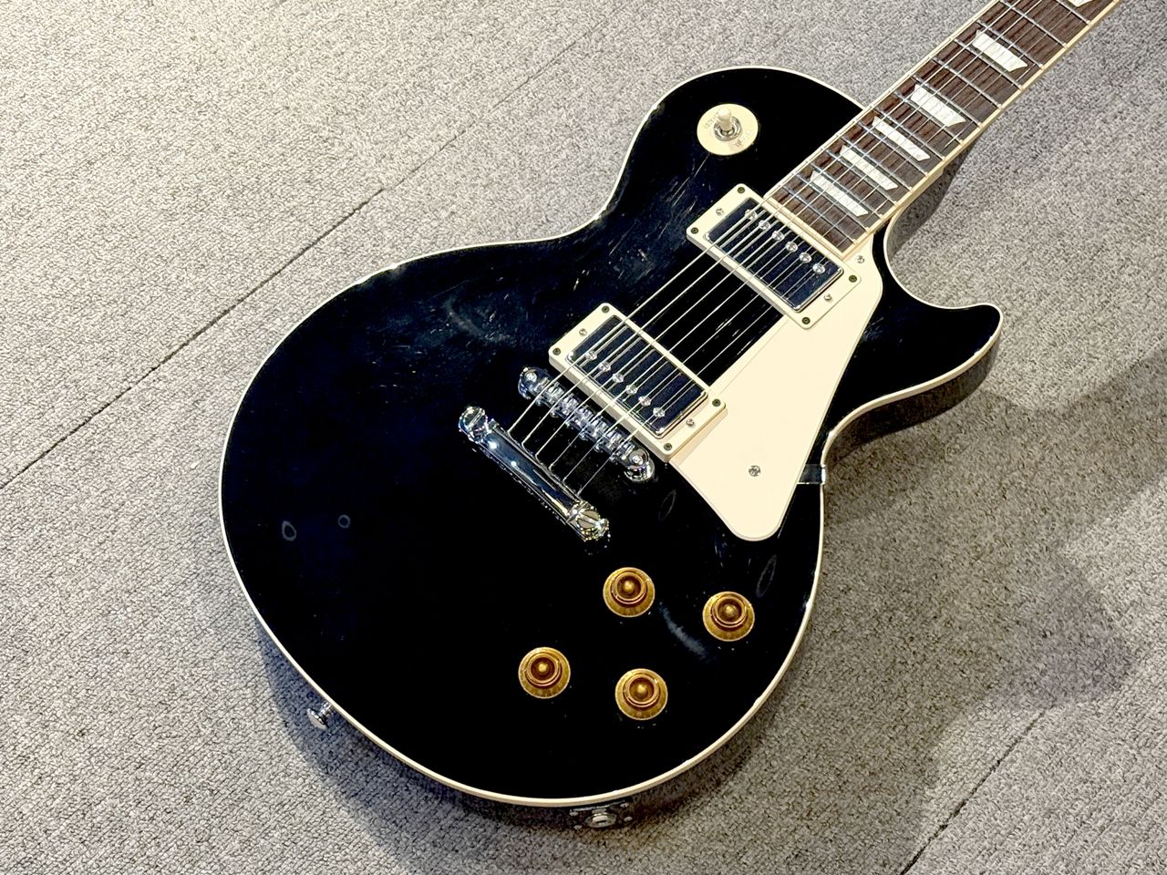 ギター Gibson Les Paul Standard 2016 EbonyBlack Gibson Les Paul Standard 2016 T Ebony Black（中古）【楽器検索