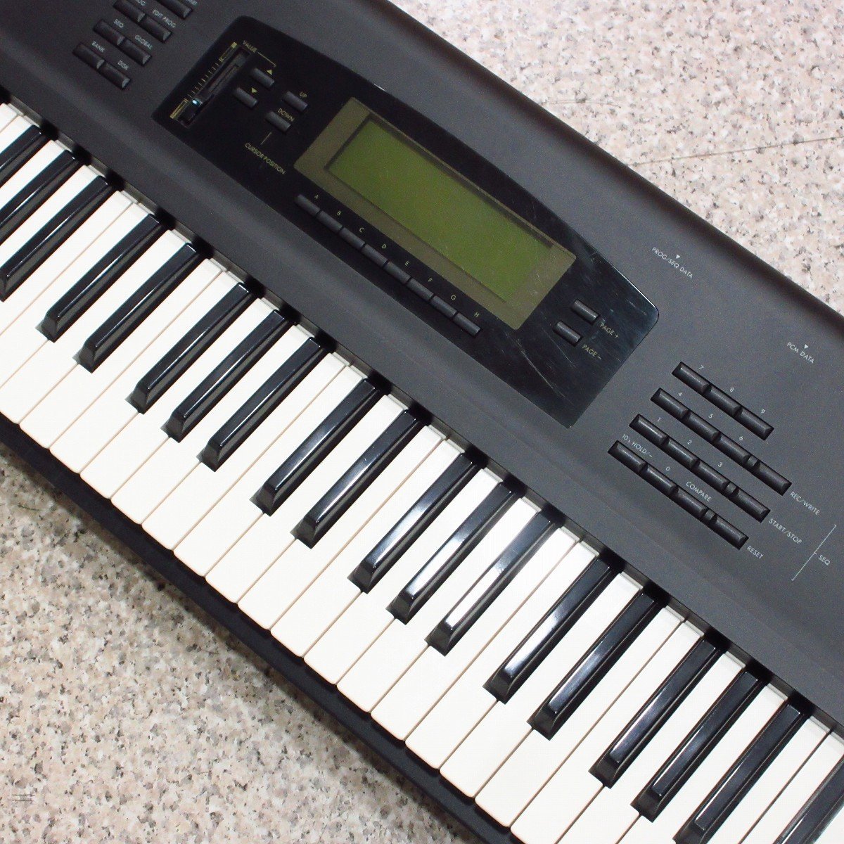 KORG シンセサイザー 01/W FD バックライト交換品　初期化ディスク付き KORG シンセサイザー 01/W FD バックライト交換品 初期化
