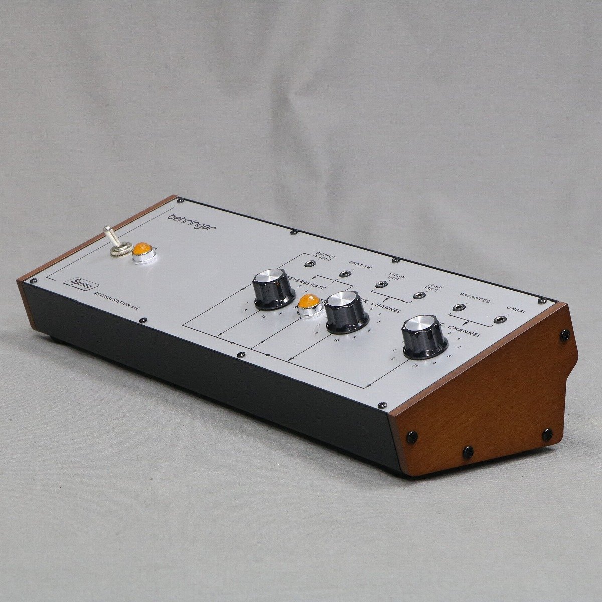 BEHRINGER Spring Reverberation 646 【御茶ノ水本店】（中古）【楽器