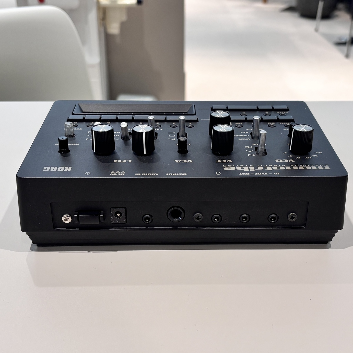 KORG monotribe アナログシンセサイザー Amazon.co.jp: KORG コルグ アナログシンセサイザー モノトライブ