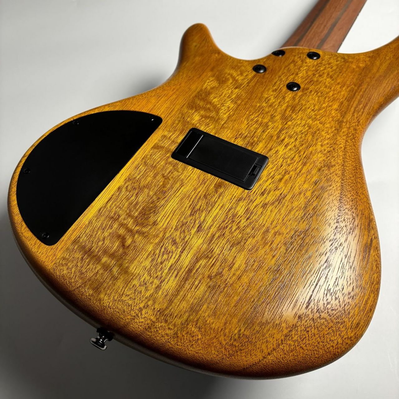 STR LS42 4弦ベース 24フレット　アクティブ Ibanez SR5AH SPL 5弦ベース アクティブ／パッシブ切替 24フレット