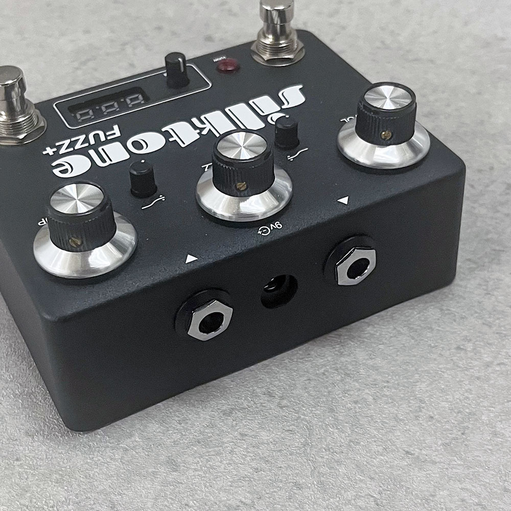 Silktone Fuzz + Black 【ゲルマニウムファズを再定義】【即納