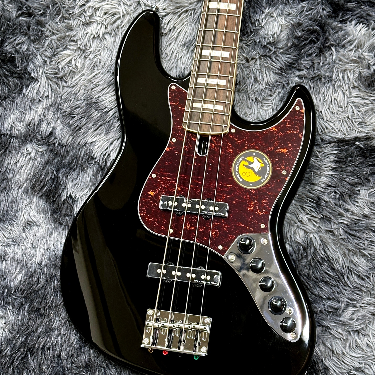Sire Marcus Miller V7 Alder 4st BK (Black) -2nd Generation