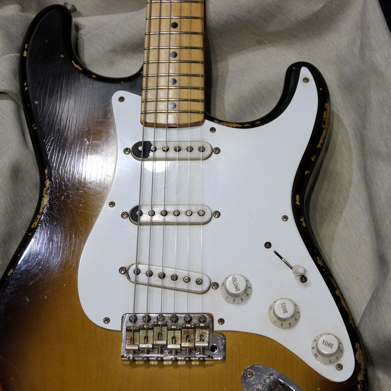 Rebel Relic 55 S Series 2-Tone Sunburst レベル レリック ストラト