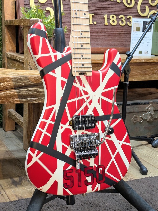 EVH Striped Series 5150 Maple Fingerboard -Red with Black and