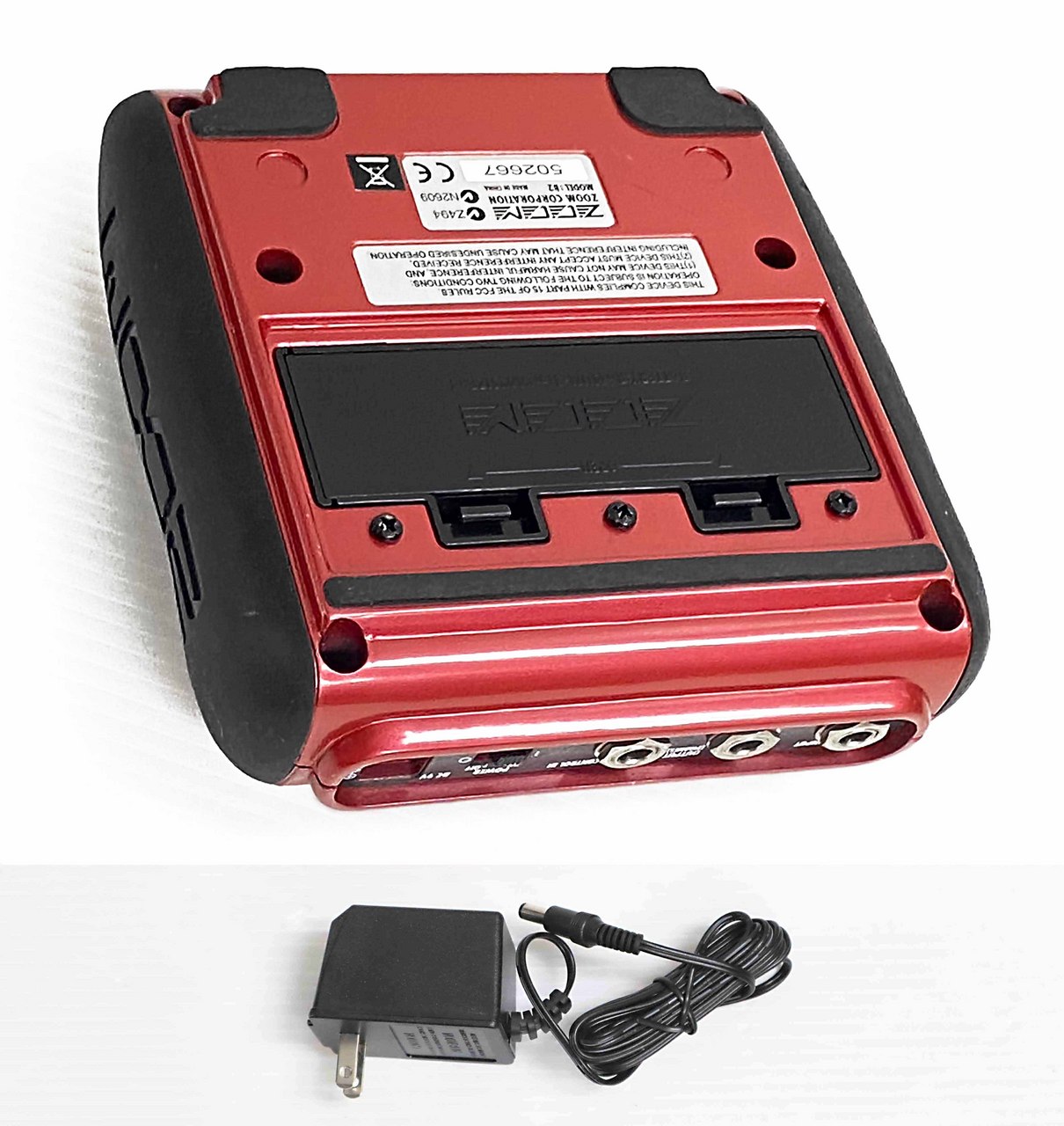 ZOOM B2（中古）【楽器検索デジマート】