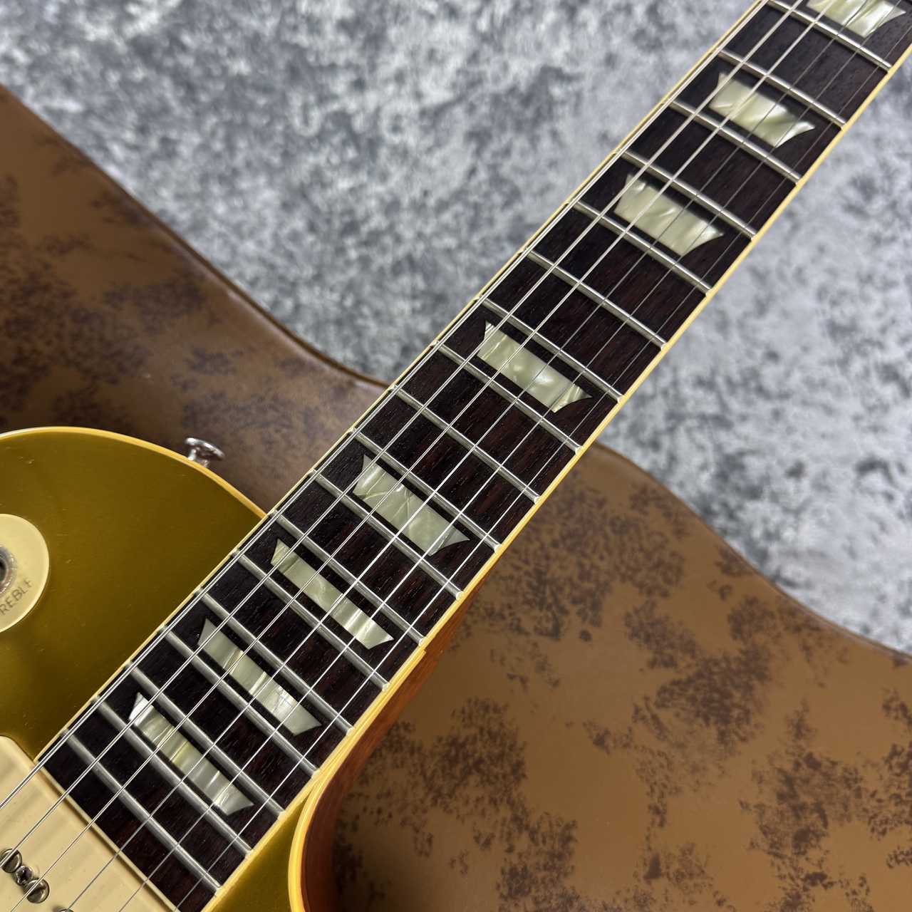 Gibson Custom Shop 【超軽量・美品】1956 Les Paul Gold Top