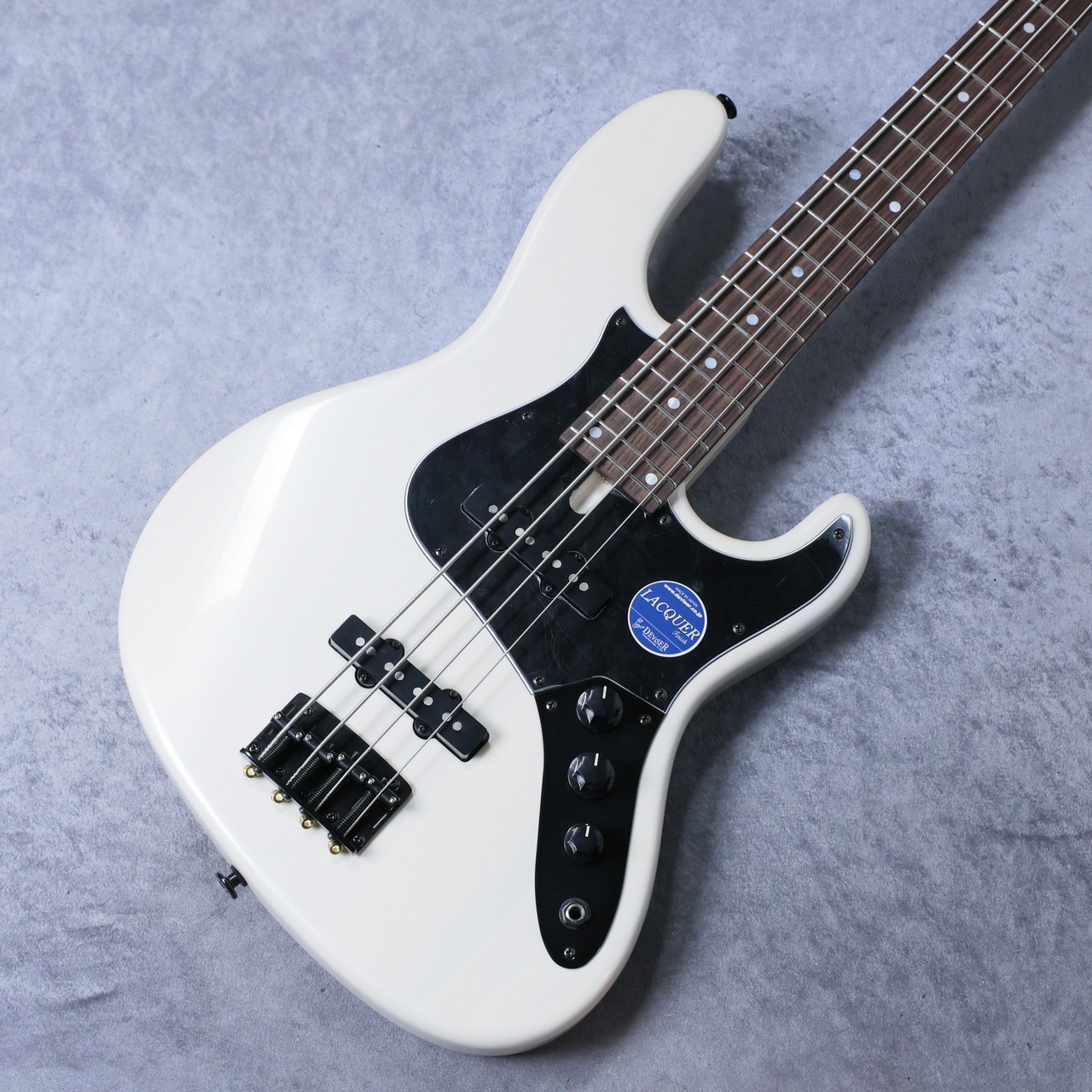 mameman エレキベース】ディバイザー商談会で買い付けたベースが入荷！｜島村