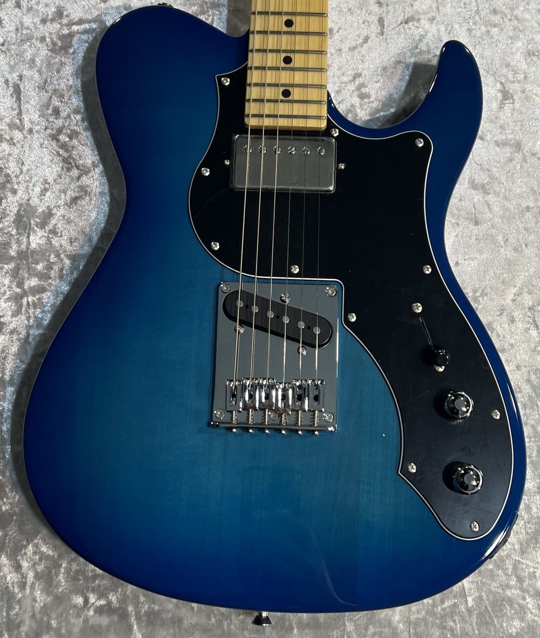 FUJIGEN(FGN) BIL2-M-HS Transparent Blue Sunburst #A230244【3.79kg 