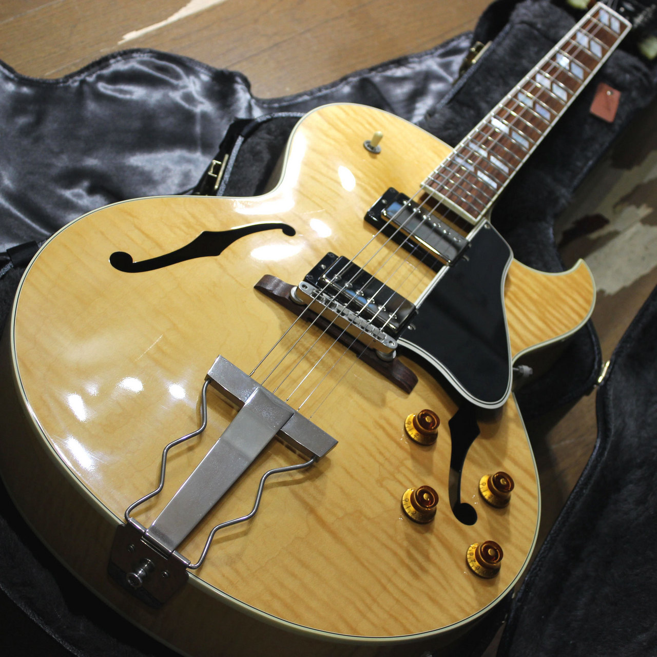 GIBSON ES175 2012年 Gibson 2012 ES-175 Guitar in Vintage Sunburst, Pre-Owned