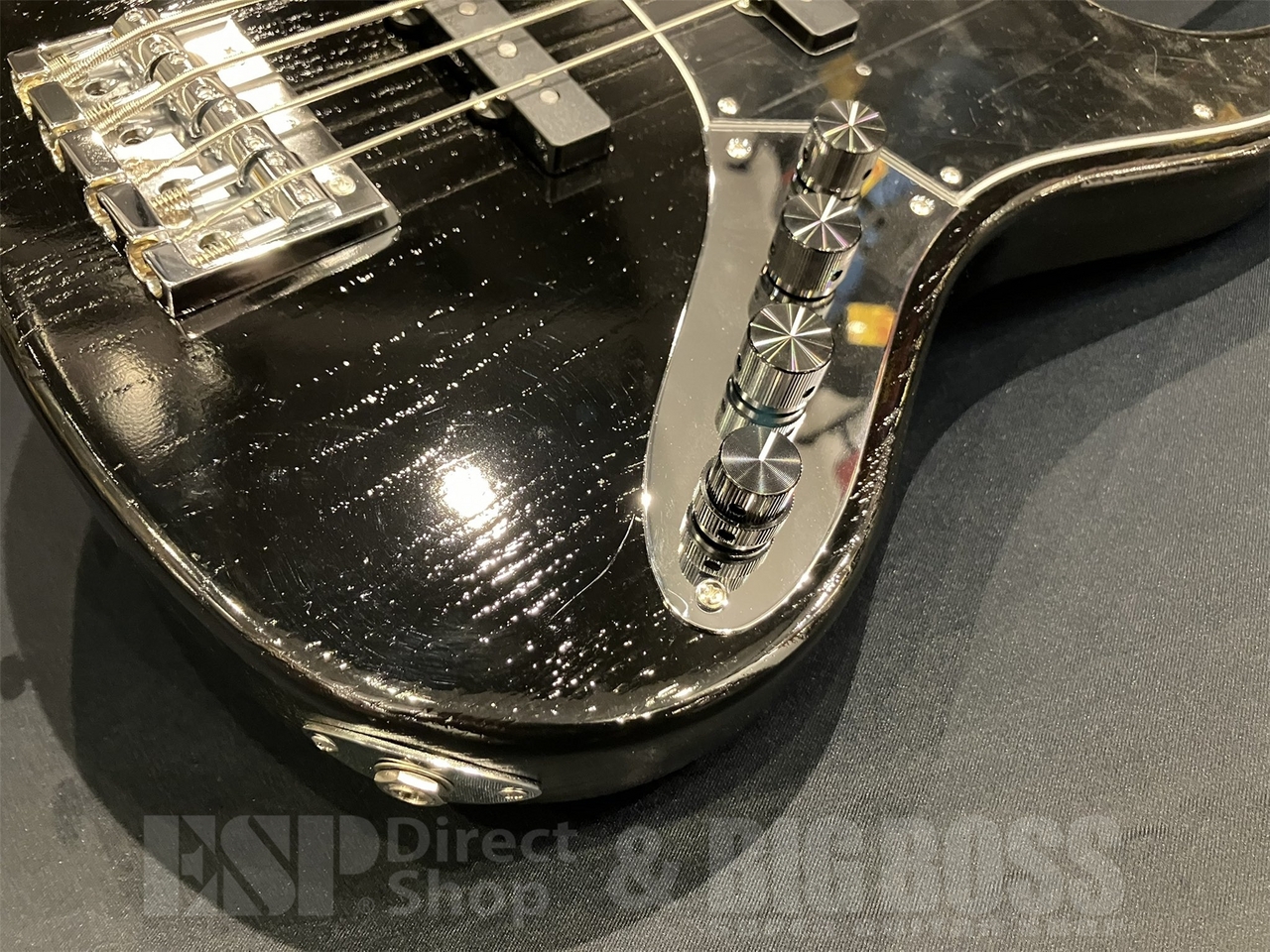 ベース EDWARDS E-AMAZE-AS-4/M (Solid Black) EDWARDS E-AMAZE-AS-4/M、E-AMAZE-AS-5/M 発売 | ESP GUITARS