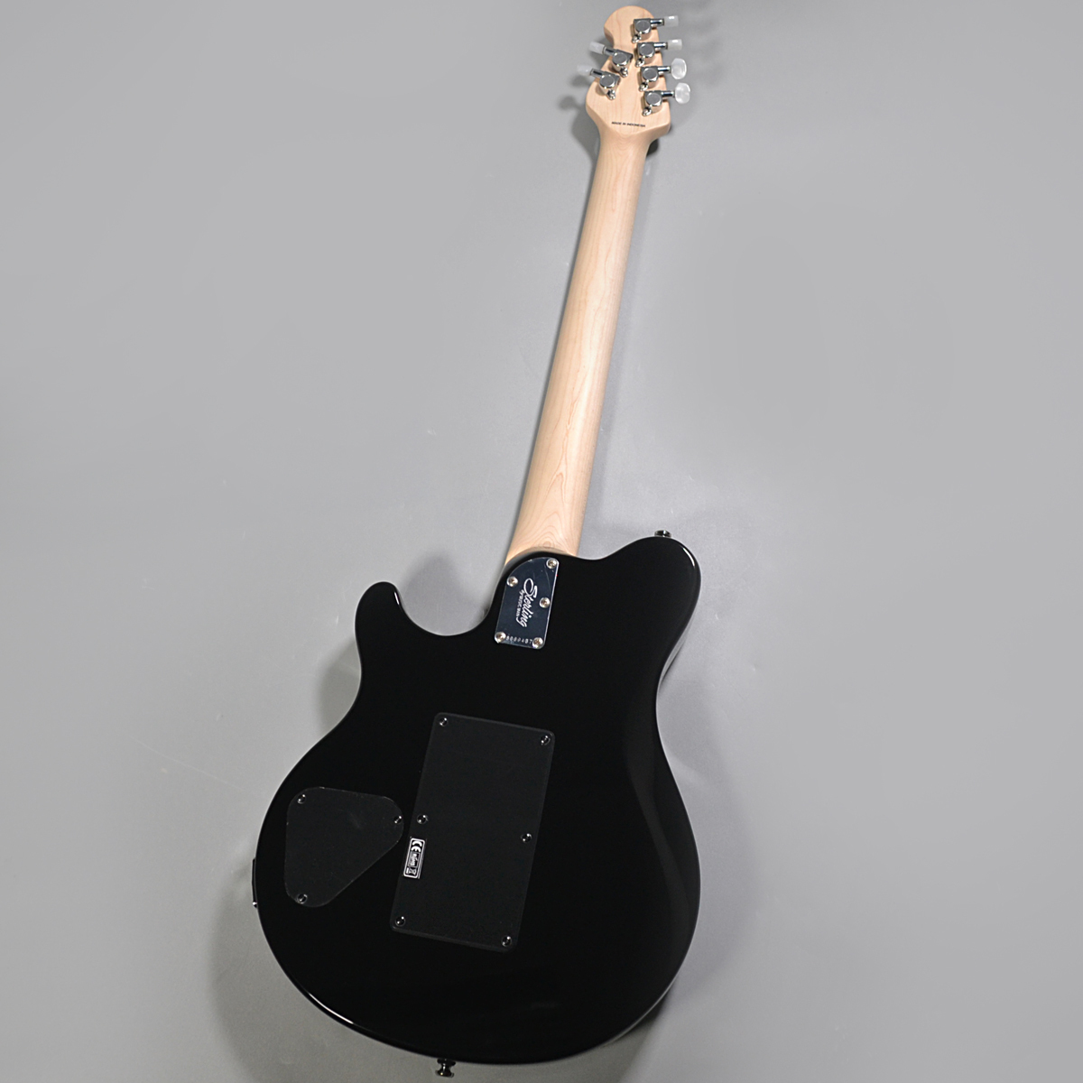 Sterling by MUSIC MAN AXIS AX40-TBL-M（B級特価/送料無料）【楽器