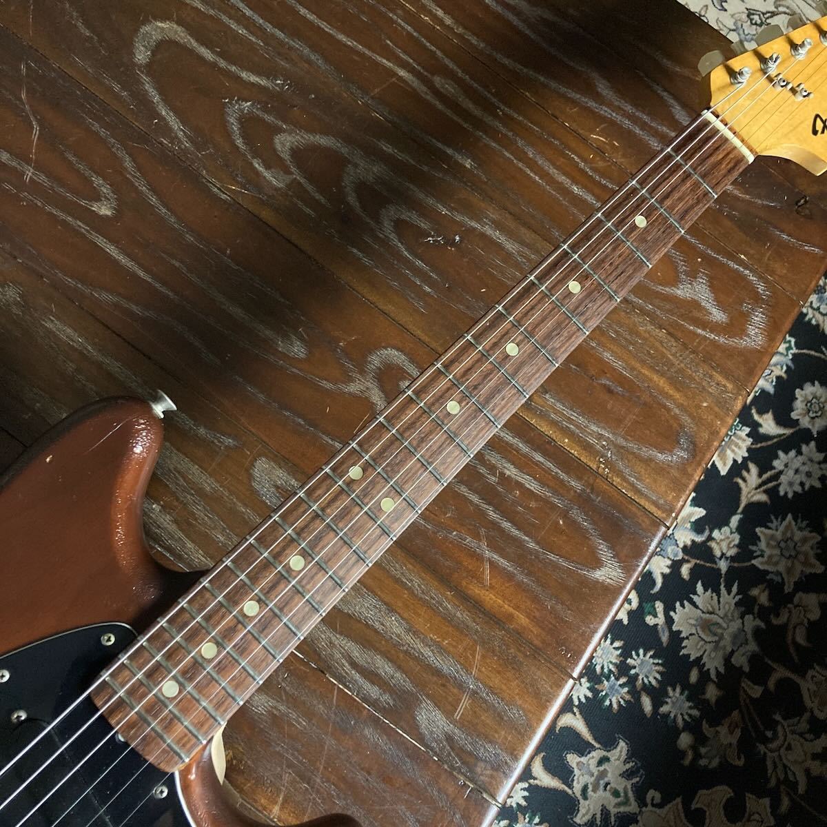 Fender 1975 Mustang Rose FB / Walnut (Mocha Brown)（ビンテージ