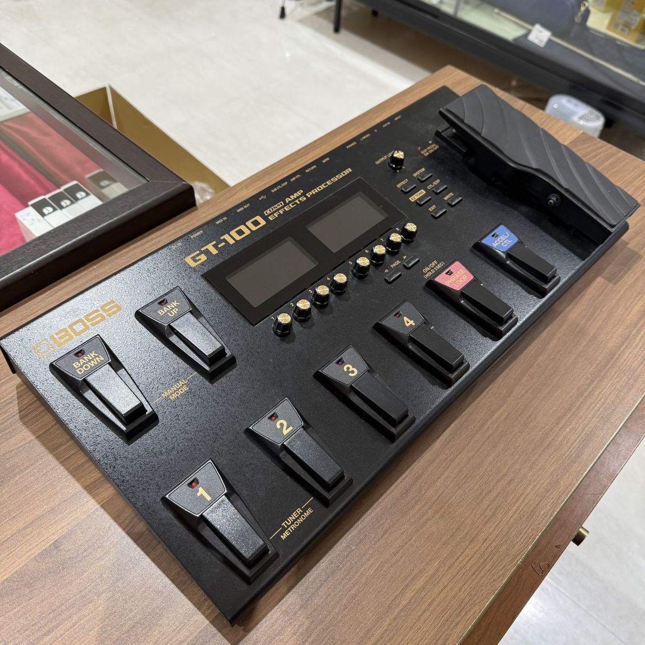 BOSS GT-100【USED】（中古/送料無料）【楽器検索デジマート】