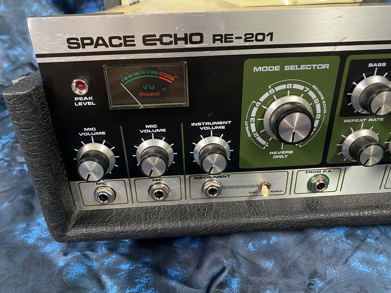 【ビンテージ機材】Roland Space Echo RE-201 Roland RE-201 Space Echo（ビンテージ）【楽器検索デジマート】