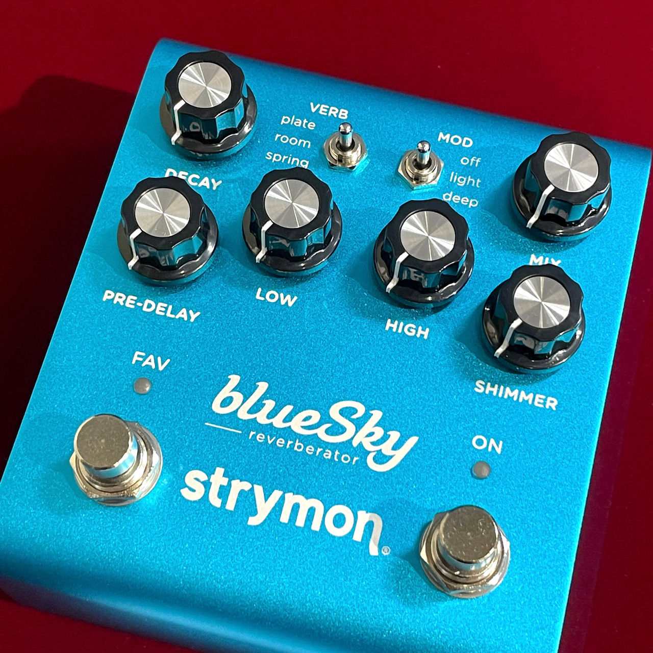 即納】 blueSky strymon V2 bluesky 【人気モデルが新世代に進化】【9V