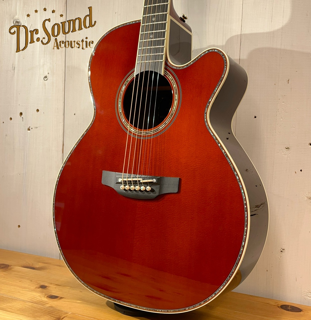 Takamine アコースティックギター　※お値下げ交渉可 Takamine 2026年製 匠TAKUMI ~Antique Nutmeg~ 【無金利分割OK】【送料