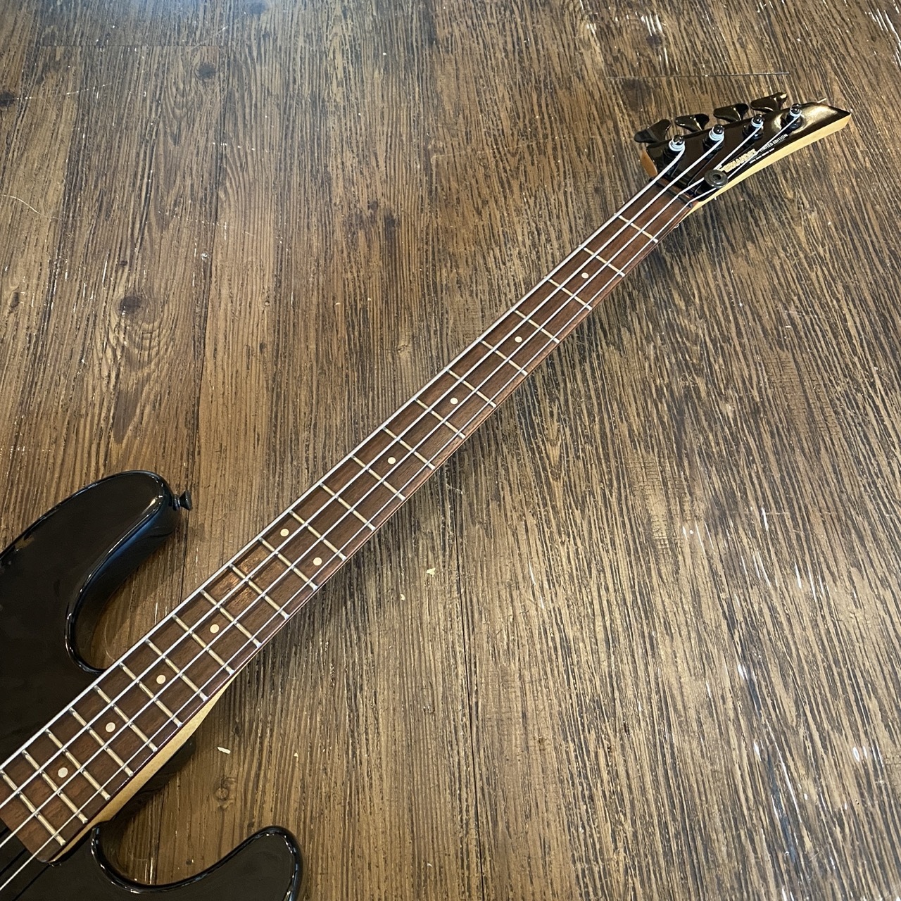 フェルナンデス　ベースギター　リミテッドエディション FERNANDES Limited Edition Electric Bass（中古/送料無料