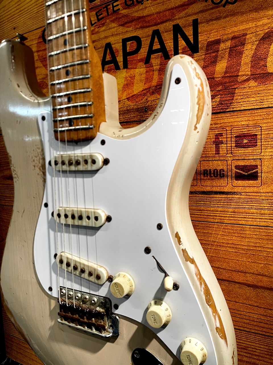 Fender 【希少】1958 Strartocaster Refinished by Tom Murphy ≒3.63