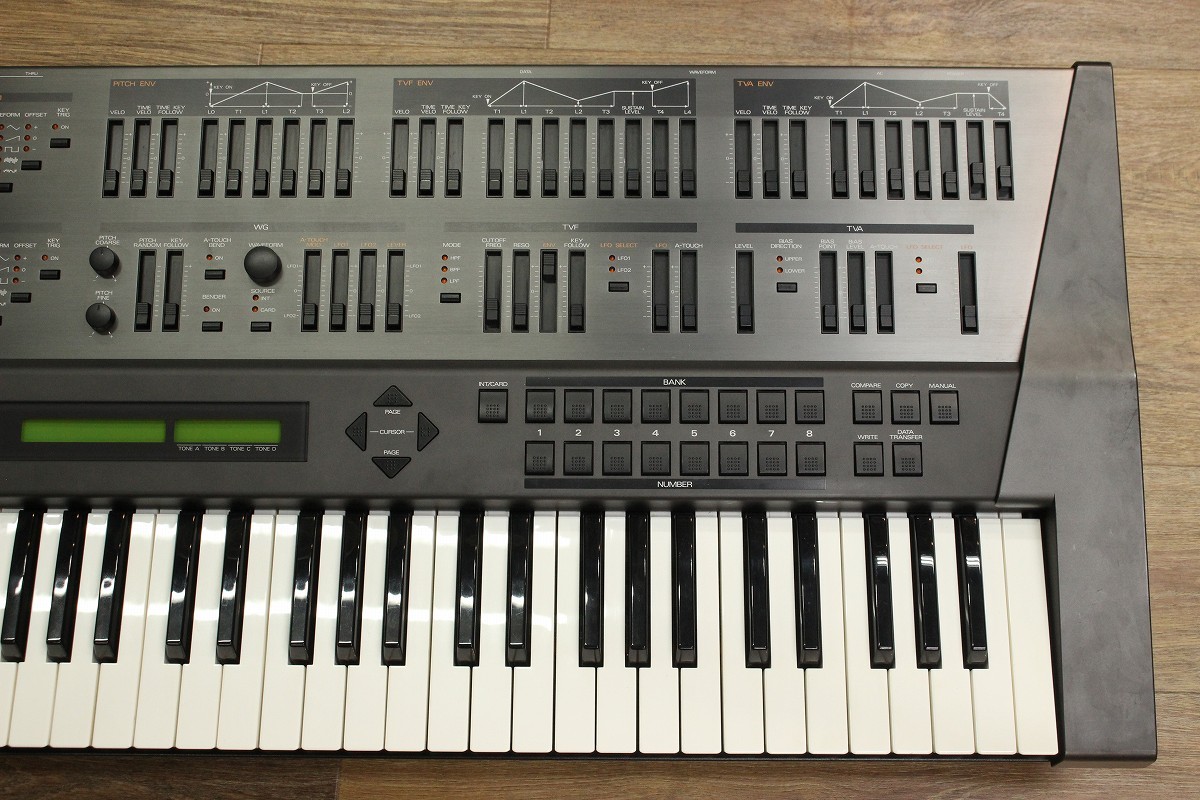 Roland JD-800 【キーボードマート新宿】【新宿店】（中古/送料無料