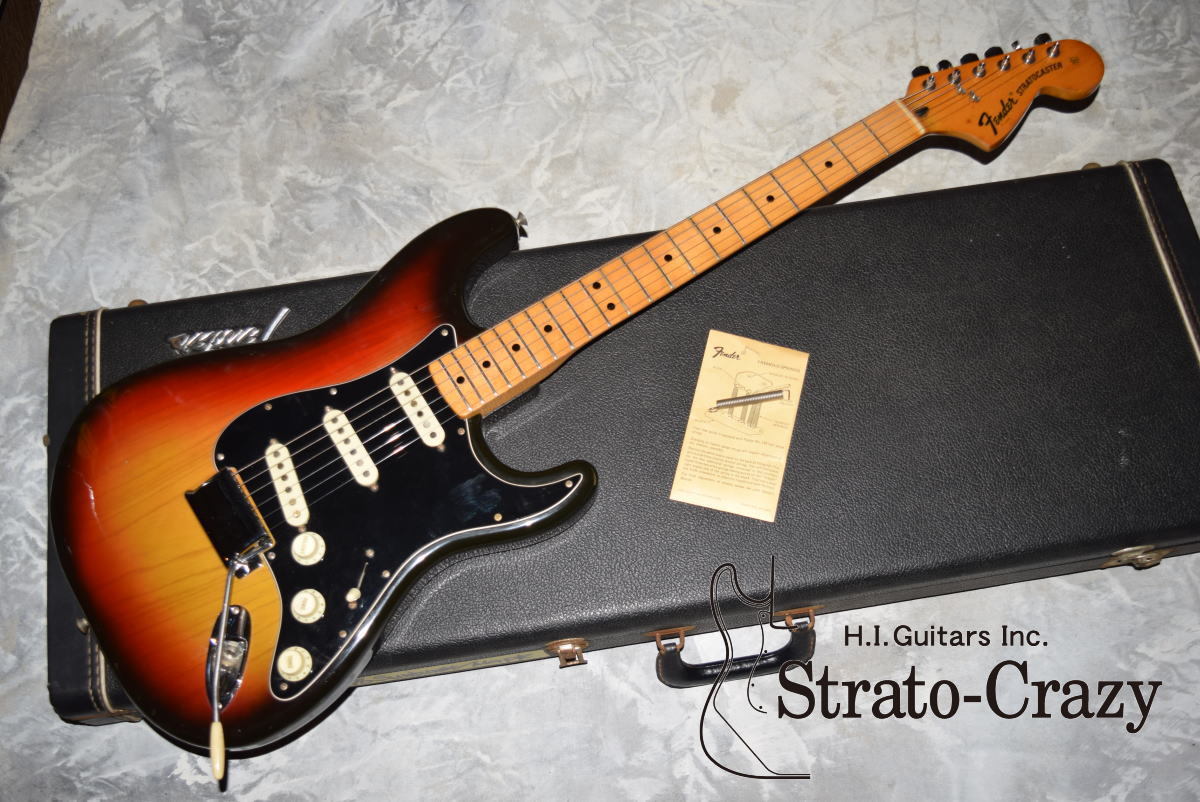 Fender Stratocaster '76 Sunburst /Maple neck 