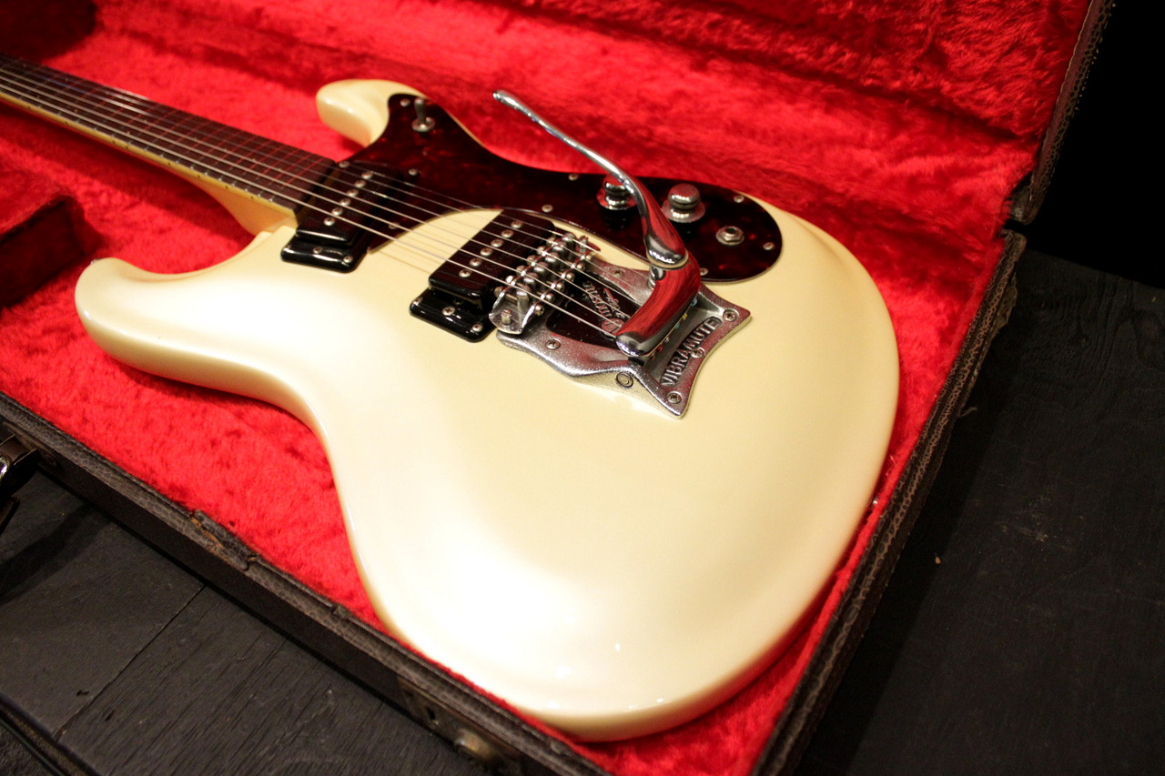 Mosrite Mark I The Ventures Model Vibramute Refinish Pearl White  1965（ビンテージ）【楽器検索デジマート】