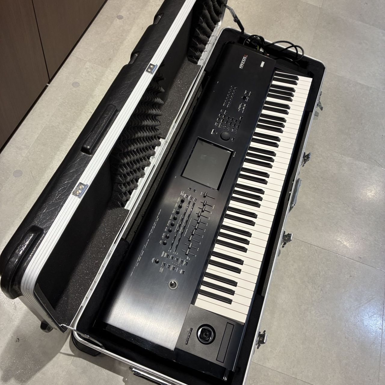KORG KRONOS X-73【73鍵】【RH3鍵盤】【シンセサイザー】（中古/送料