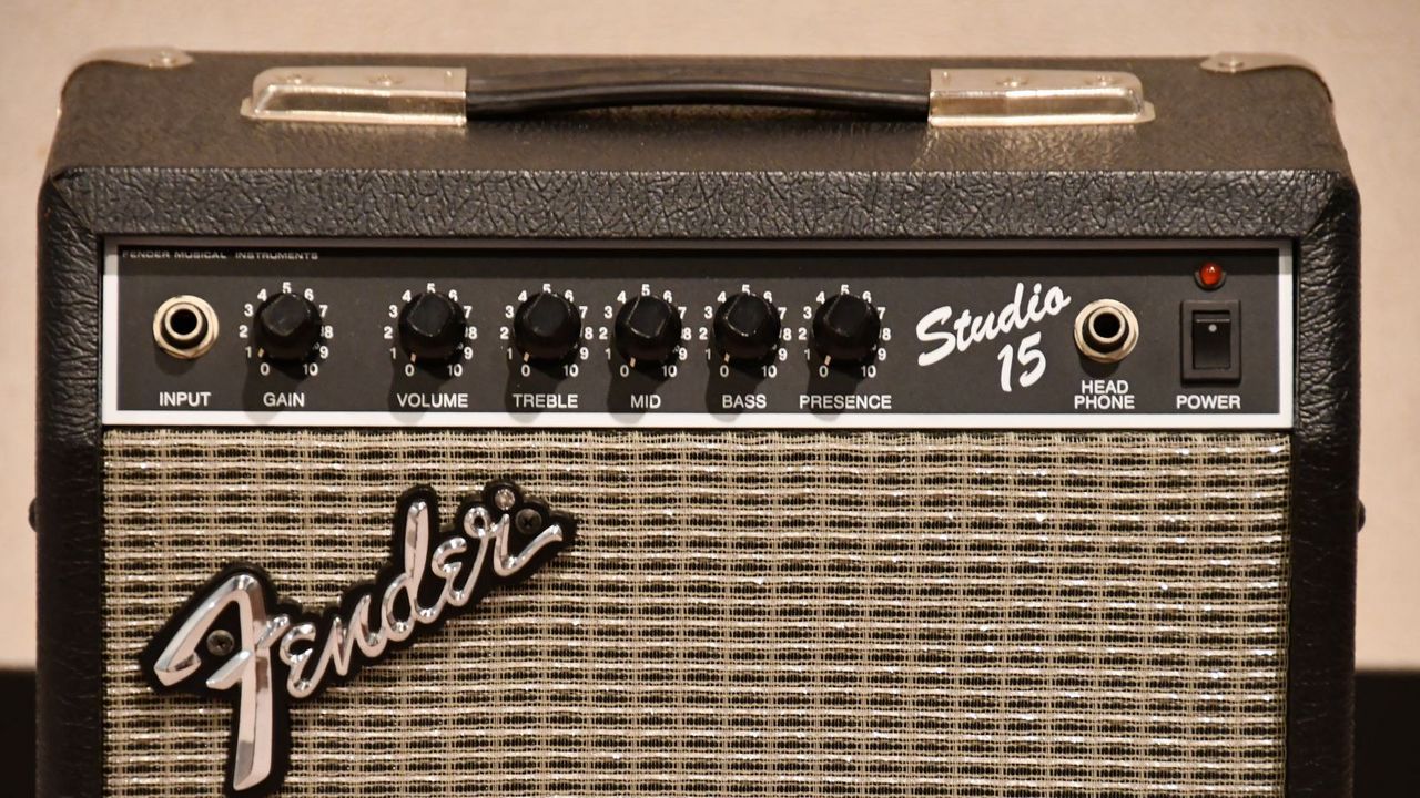 FENDER JAPAN ギターアンプ ST-15 Fender Japan Studio 15 (ST-15)（中古）【楽器検索デジマート】
