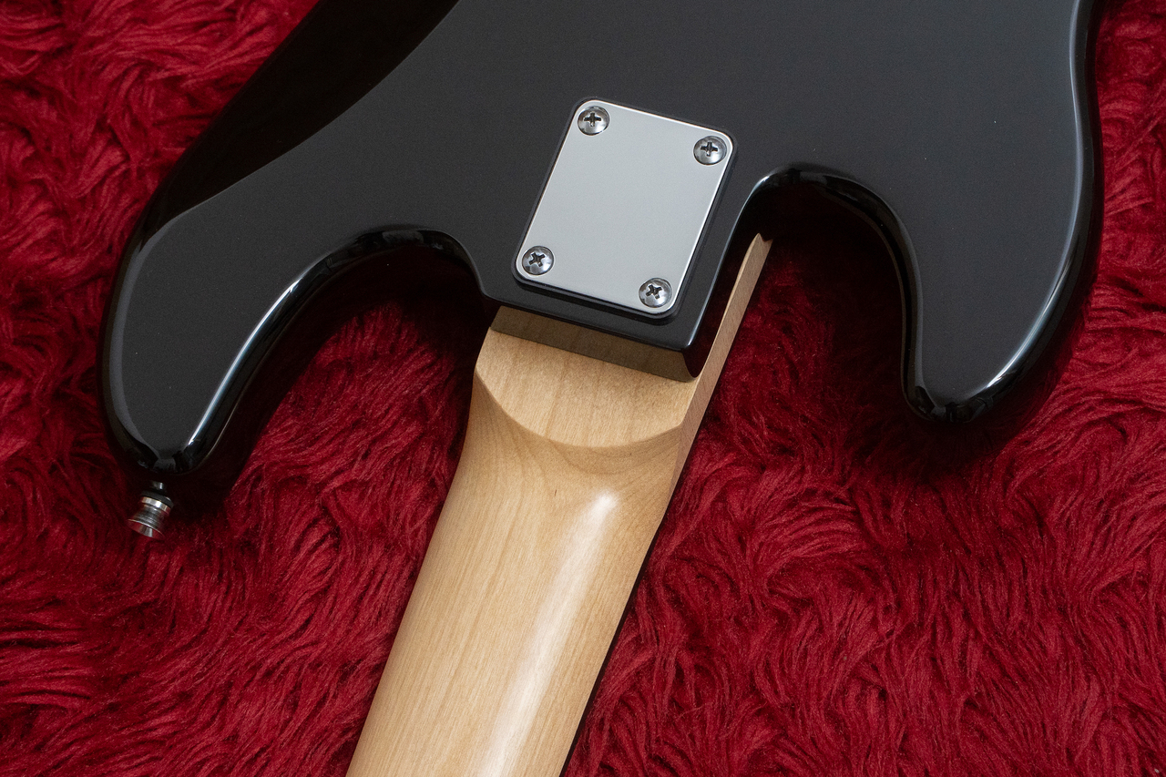 woofy basses ONE series Woo 5 Black（新品/送料無料）【楽器