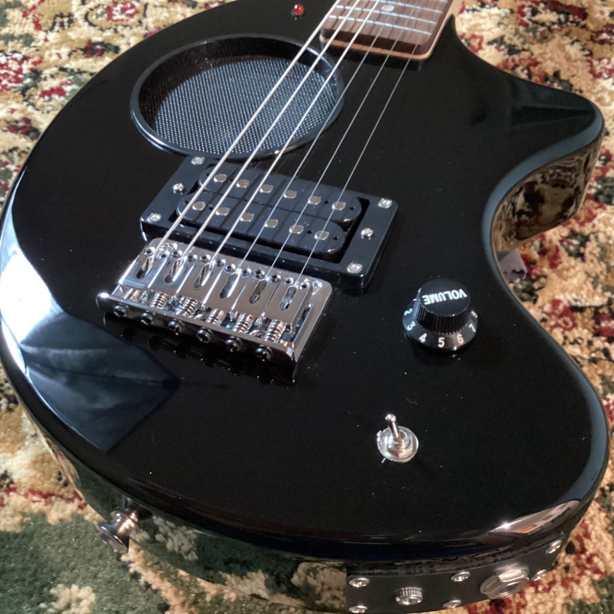 FERNANDES ZO-3 BLK スピーカー内蔵ミニエレキギター ブラック ソフト